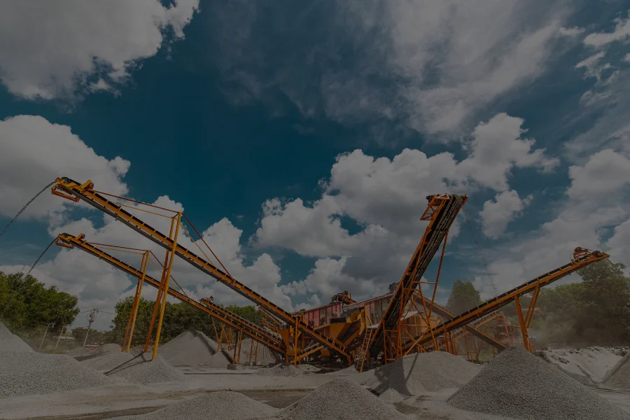 crushing machine and wear parts