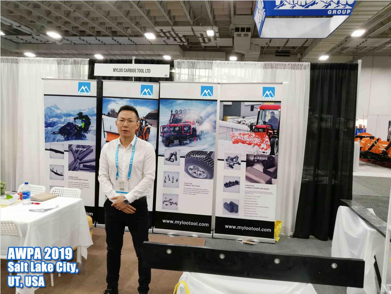 Myloo carbide tool at snow plow conference